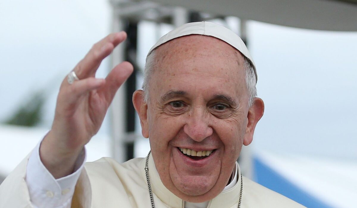 Pope_Francis_South_Korea_2014